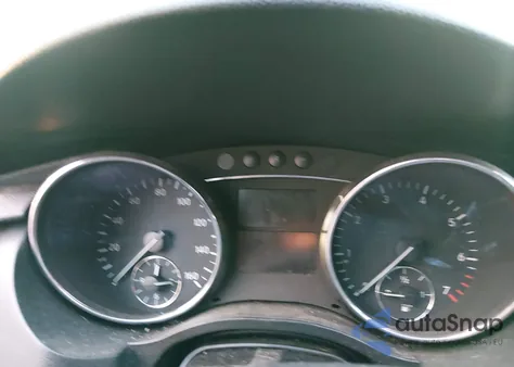 2007 Mercedes-Benz R 350 4Matic z USA, uszkodzony, nr VIN 4JGCB65EX7A048913